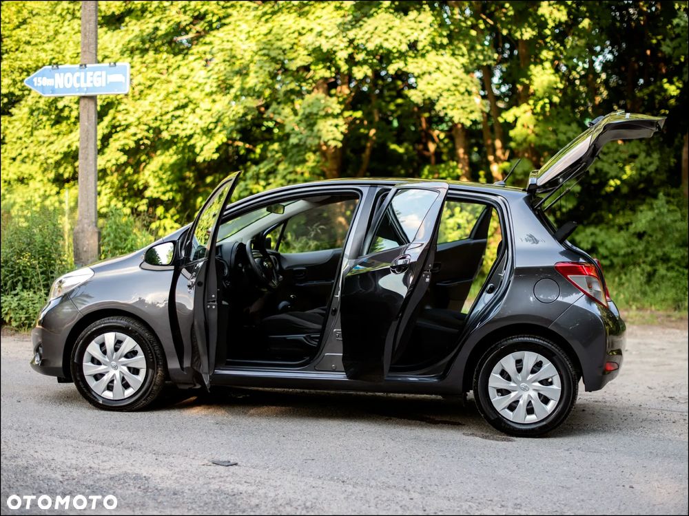 Toyota Yaris - 15