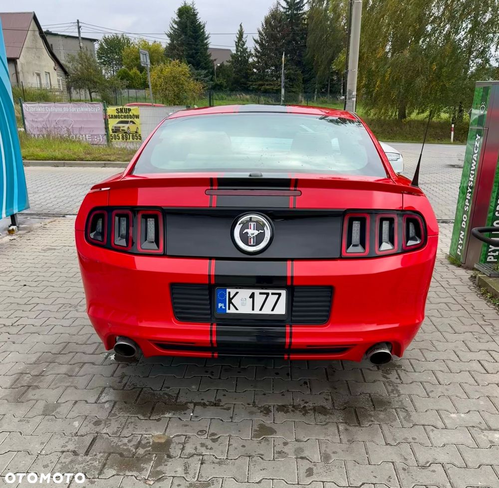 Ford Mustang 3.7 V6 Premium - 5