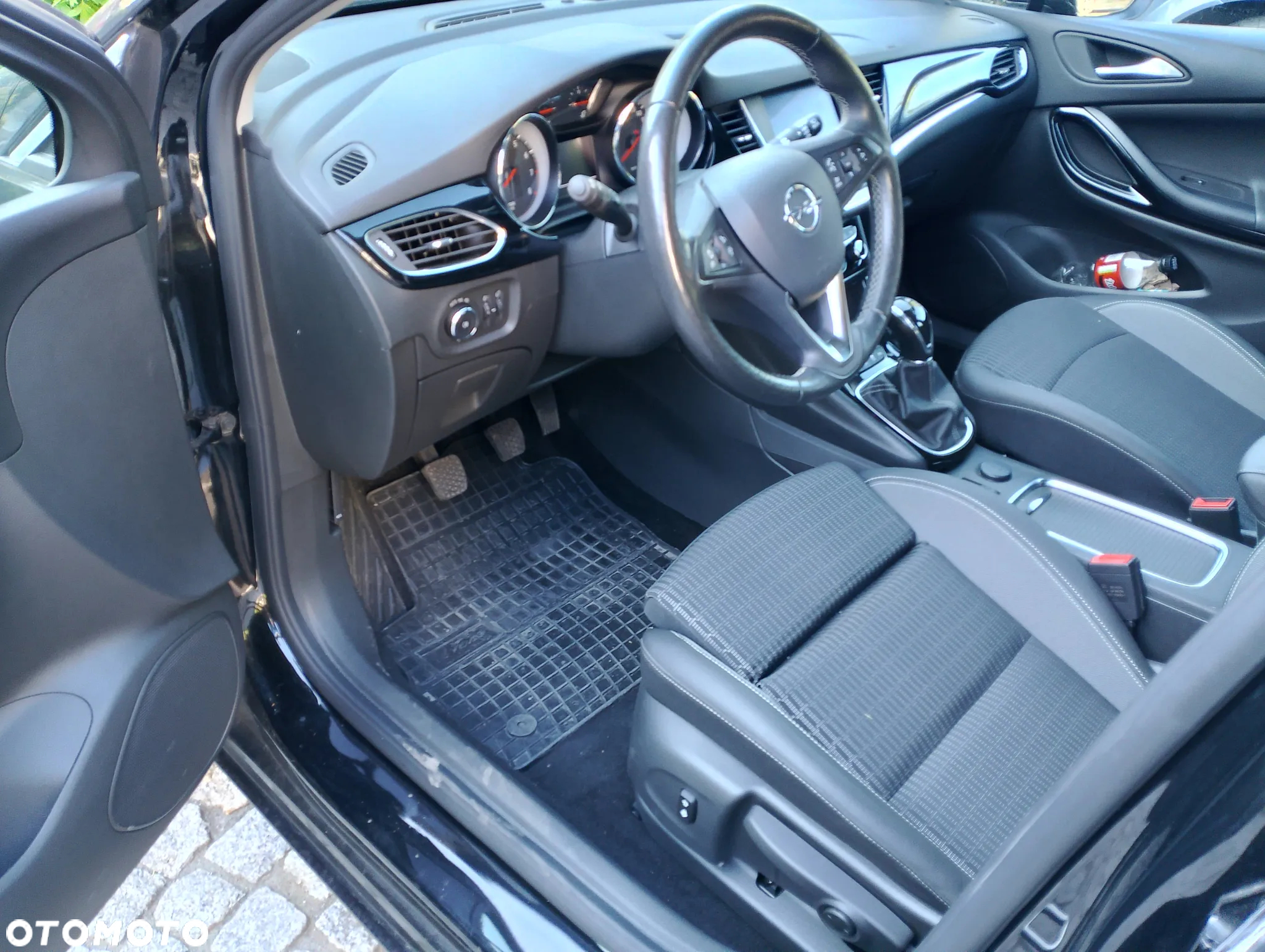 Opel Astra V 1.2 T Business Elegance S&S - 8