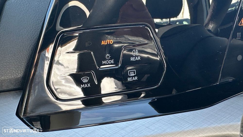 VW Golf Variant 1.0 eTSI Life DSG - 17