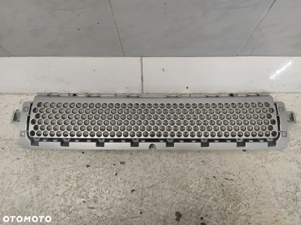 LAND ROVER DEFENDER II L663 GRILL ATRAPA CHŁODNICY ORYGINAŁ - 12