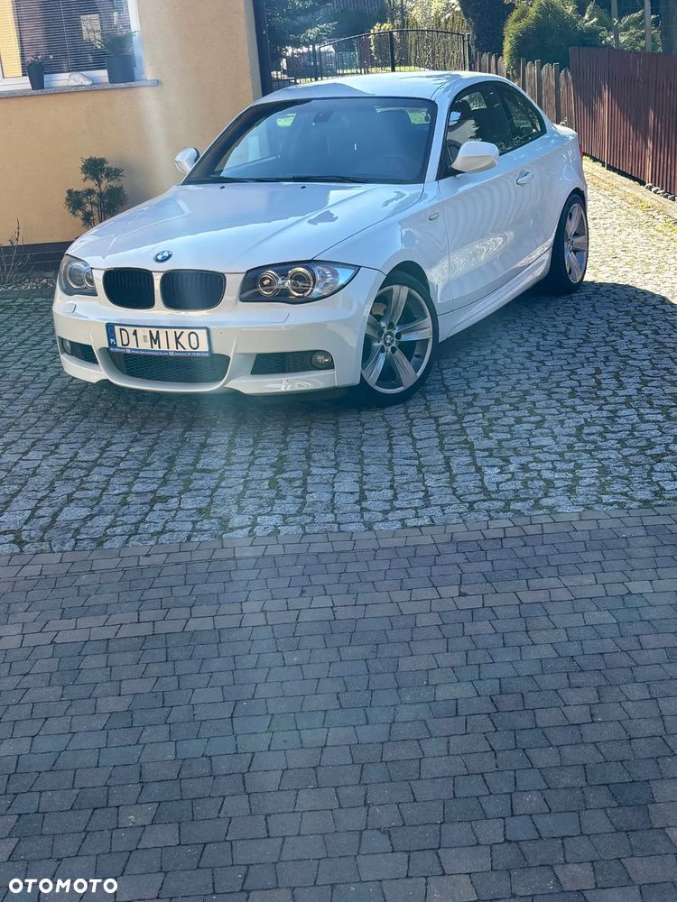 BMW Seria 1 123d Limited Edition Lifestyle mit M Sportpaket - 9