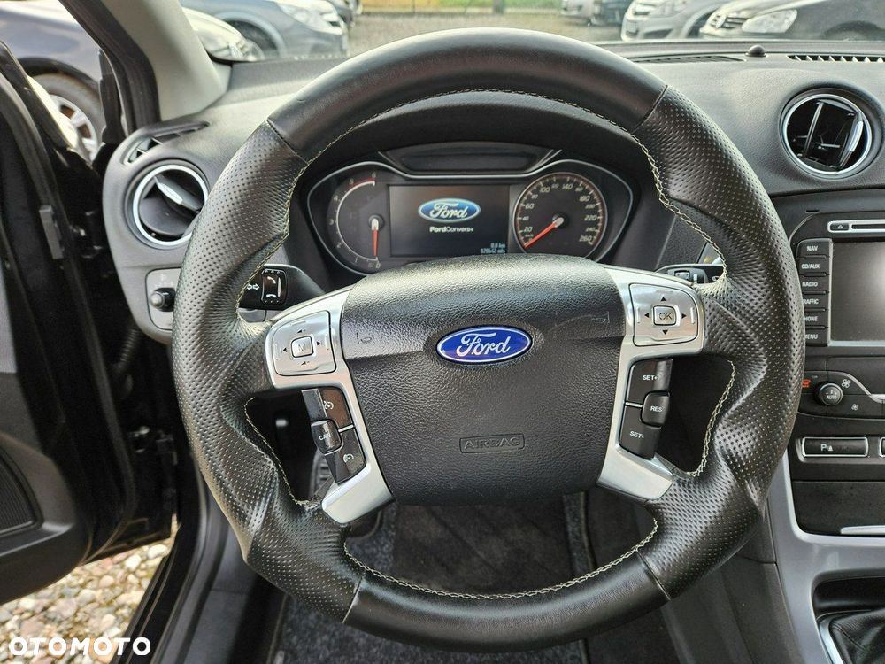 Ford Mondeo - 14