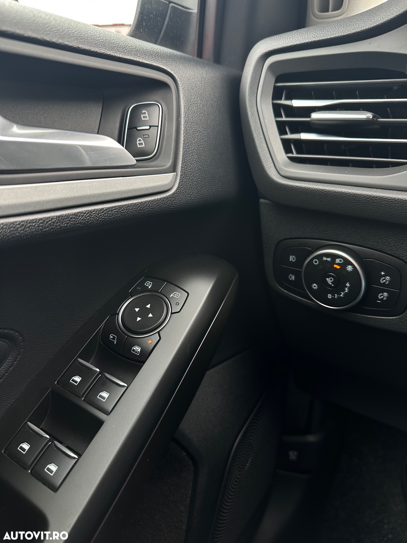 Ford Focus - 8