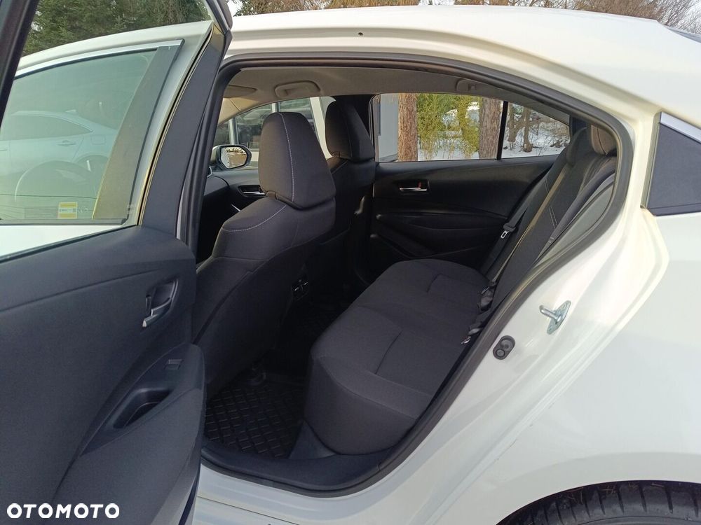 Toyota Corolla - 11