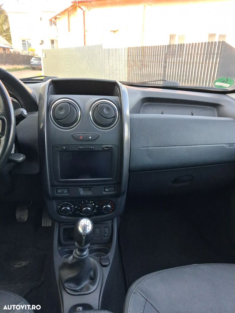 Dacia Duster 1.2 TCe 4x2 Laureate - 12