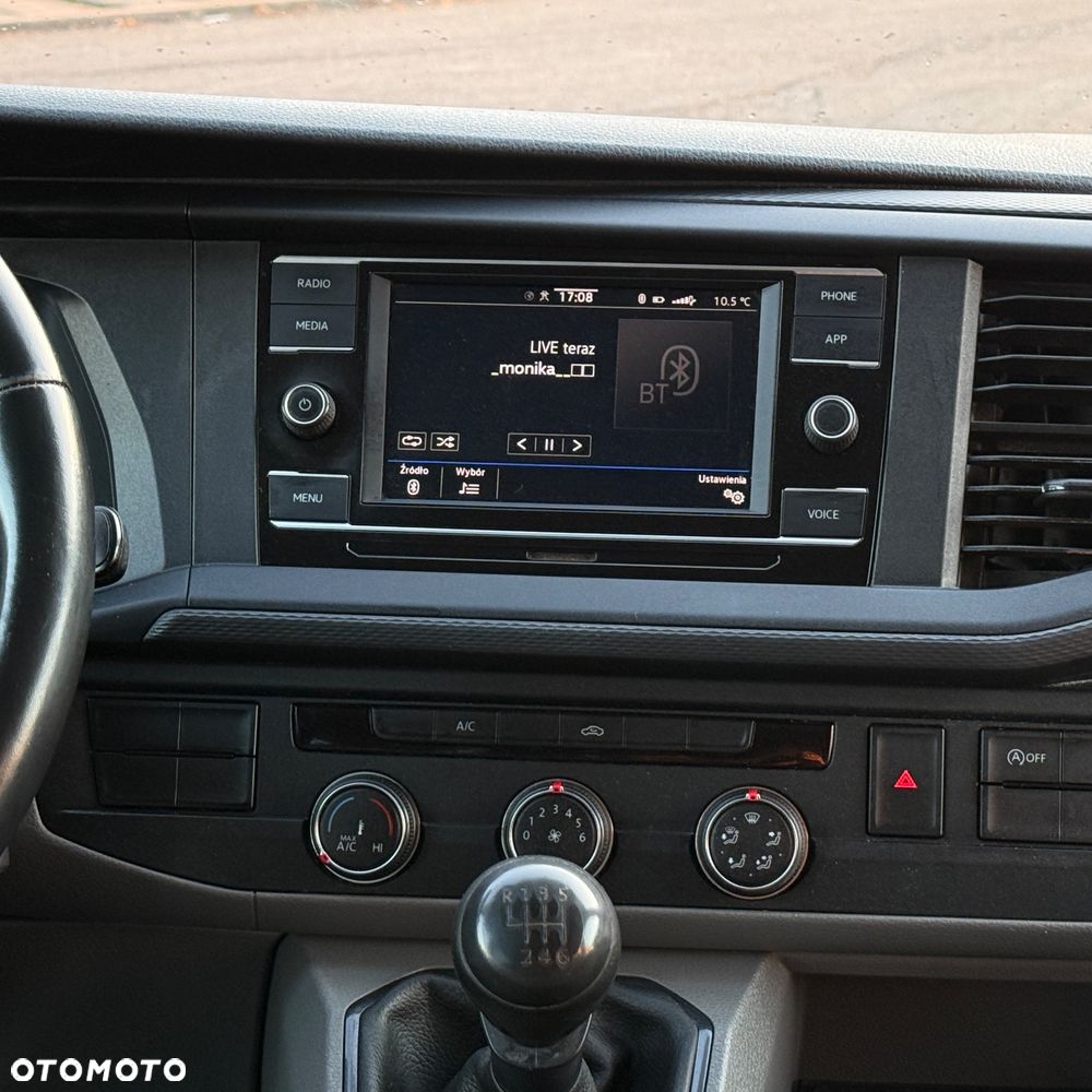 Volkswagen Transporter - 12