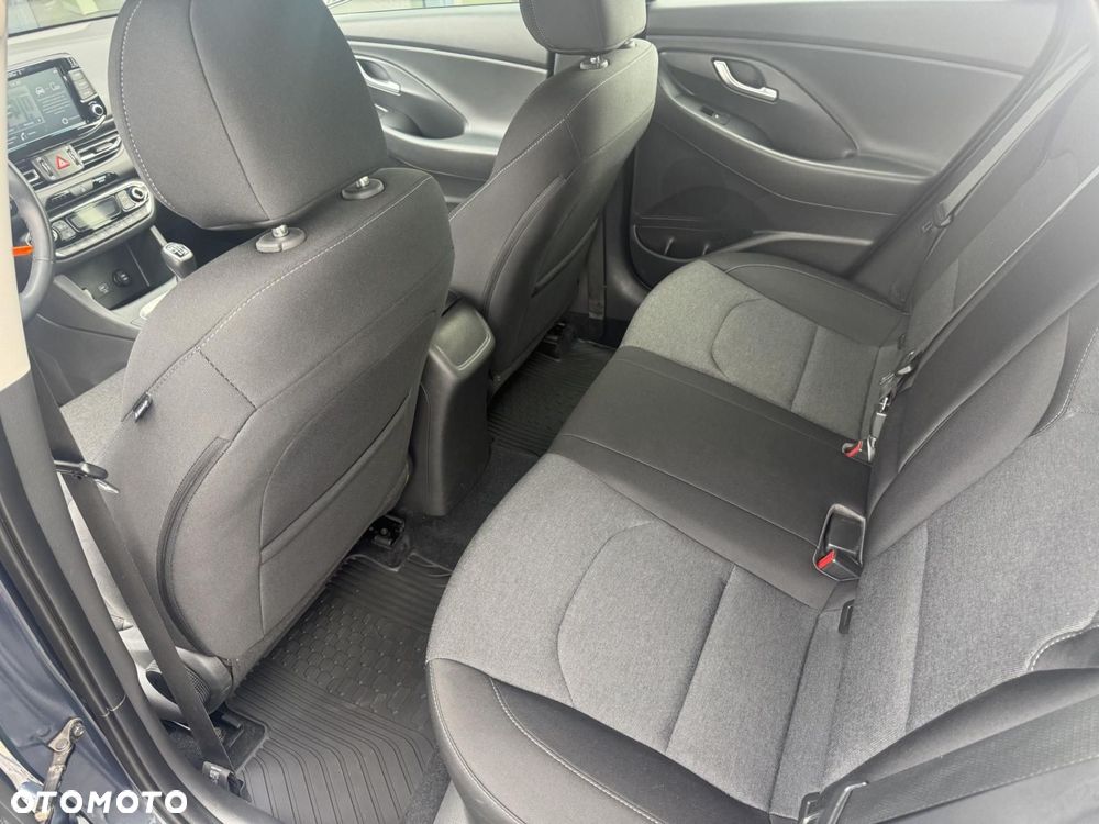 Hyundai i30 1.5 DPI Smart - 18