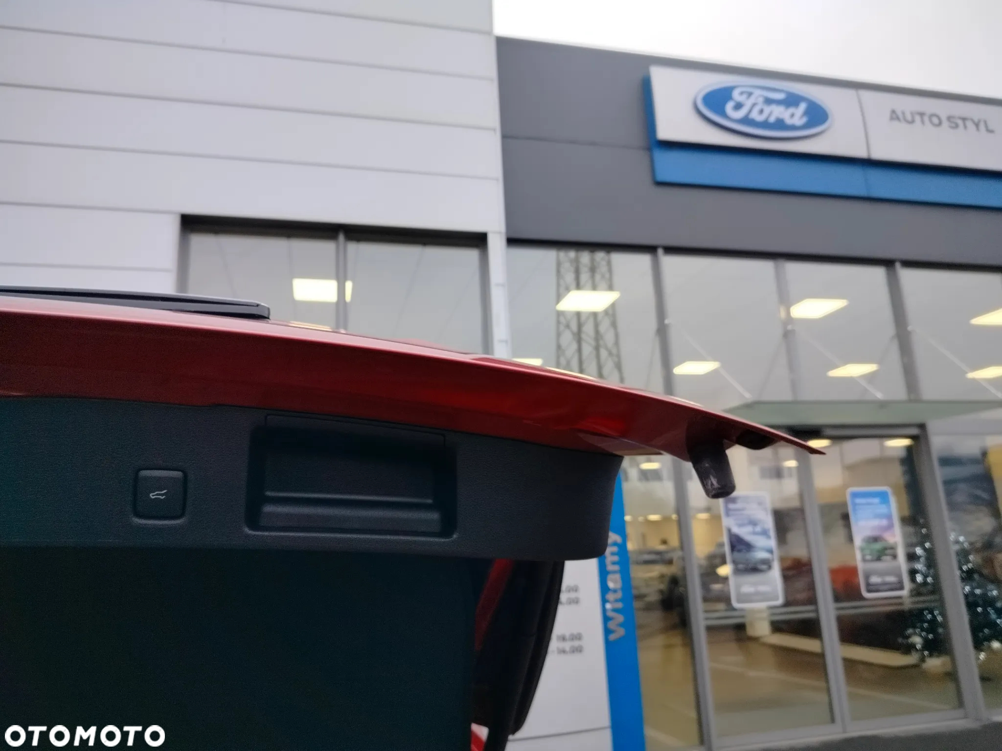 Ford Kuga 1.5 EcoBoost FWD ST-Line X - 15