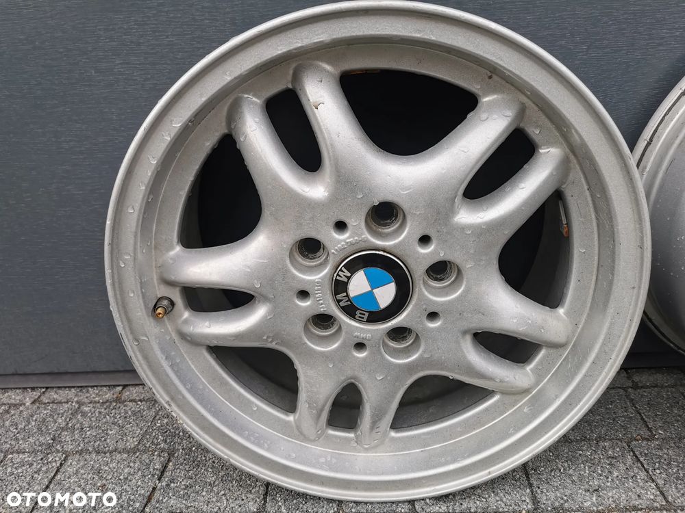 Felgi Aluminiowe 16 BMW 5x120 7Jx16 ET46 - 6