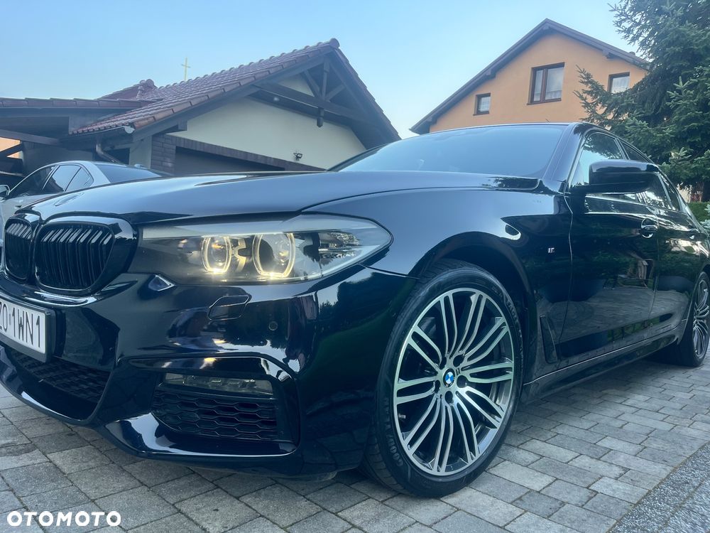 BMW Seria 5 520d xDrive M Sport sport - 9