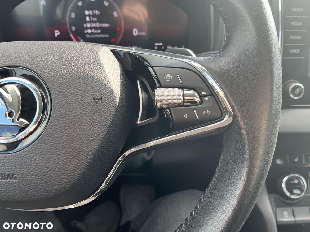 Skoda Karoq 1.5 TSI ACT Style DSG - 36