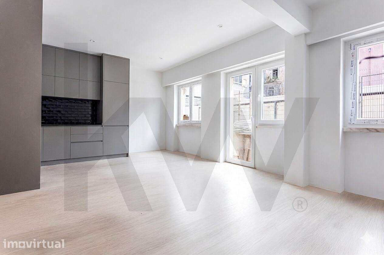 T2 com Terraço Exclusivo de 27 m2 | Renovado | Campo de Ourique - Grande imagem: 4/17