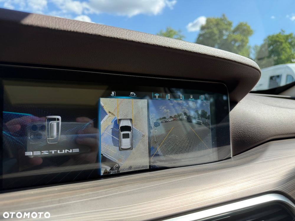 Bestune T77 1.5T Elegance DCT - 28