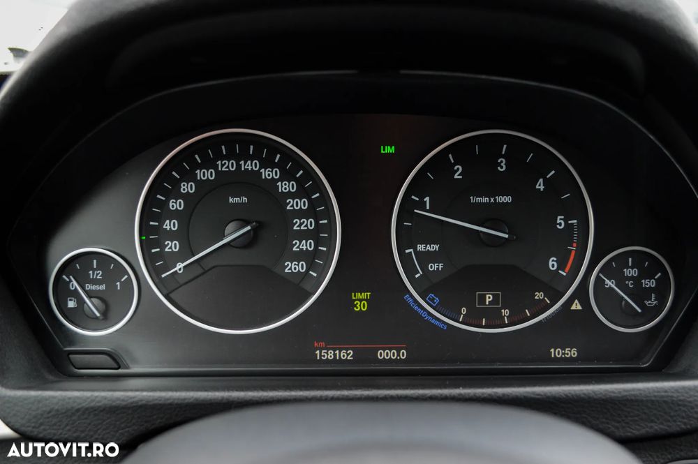 BMW Seria 3 320d Aut. Advantage - 9