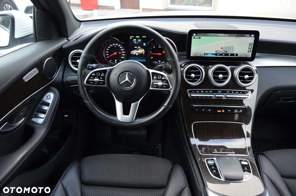 Mercedes-Benz GLC 300 de 4Matic 9G-TRONIC Exclusive - 19