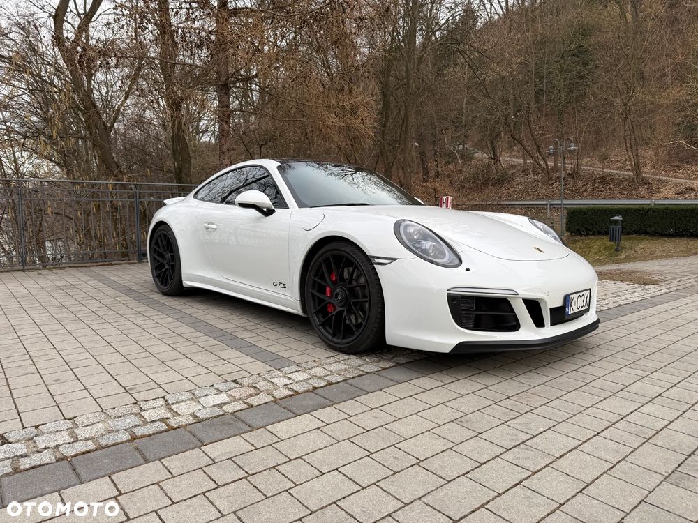 Porsche 911 Carrera 4 GTS PDK - 1