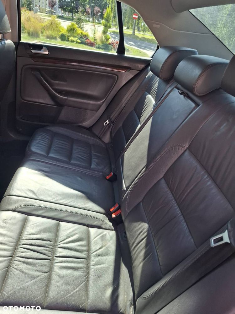Volkswagen Jetta 1.9 TDI Comfortline - 5