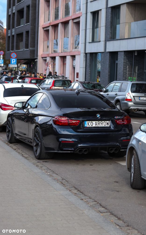 BMW M4 DKG - 11