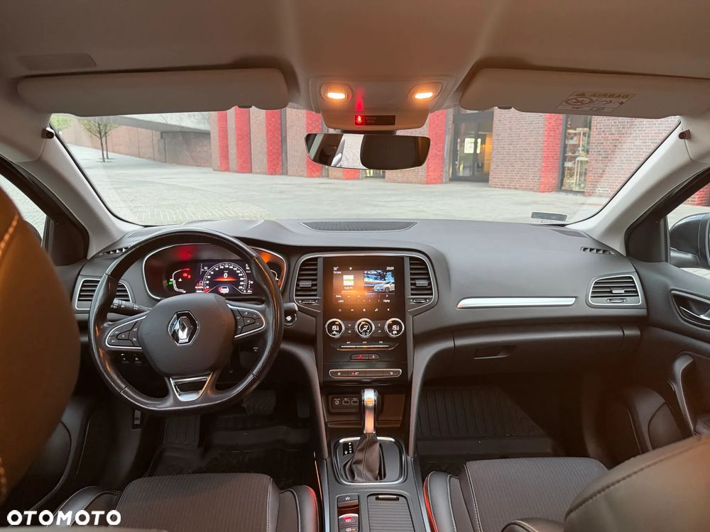 Renault Megane 1.3 TCe Intens EDC - 17