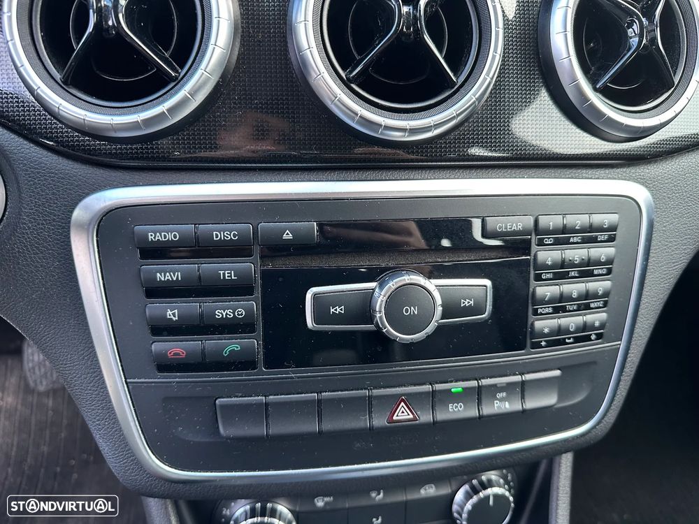 Mercedes-Benz CLA 180 - 21