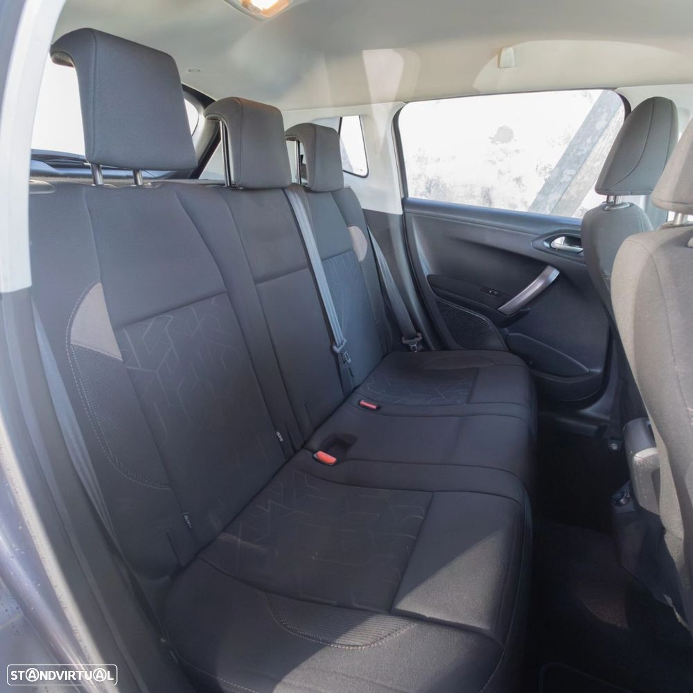 Peugeot 2008 1.4 HDi Active - 9