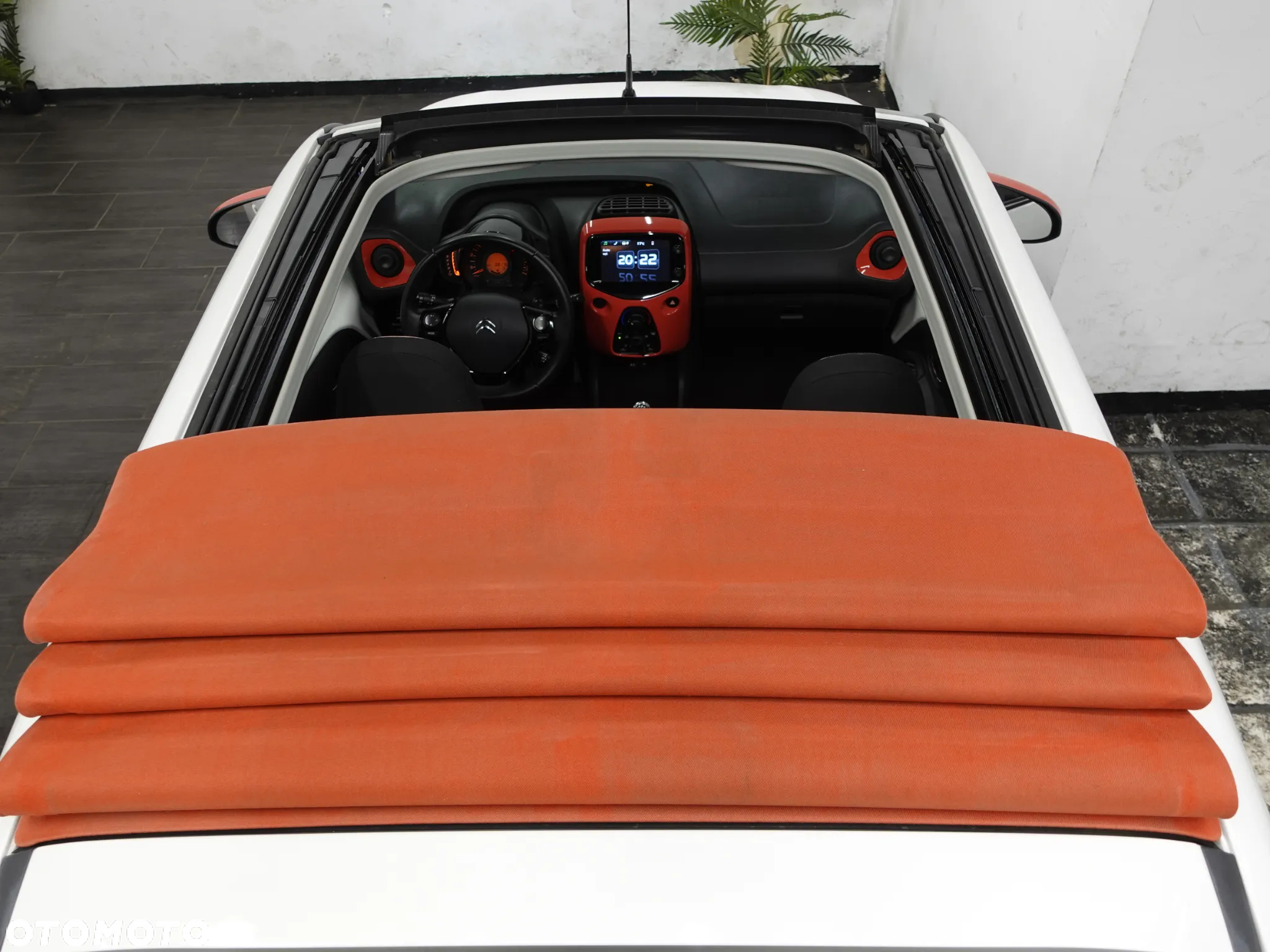 Citroën C1 1.2 Pure Tech Airscape Shine - 26