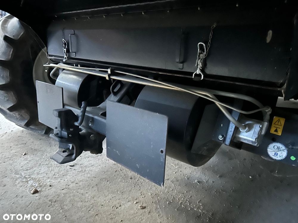 New Holland CX8060 - 8