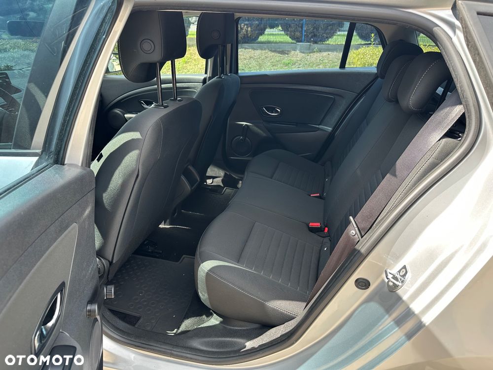 Renault Megane ENERGY dCi 110 EDC LIMITED - 15