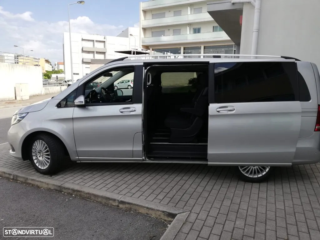 Mercedes-Benz V 220 d Longo Aut. - 30