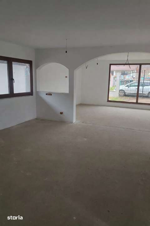 Casa noua 2025, semifinisata in zona linistita - Tautii-Magheraus - Imagine principală: 5/9
