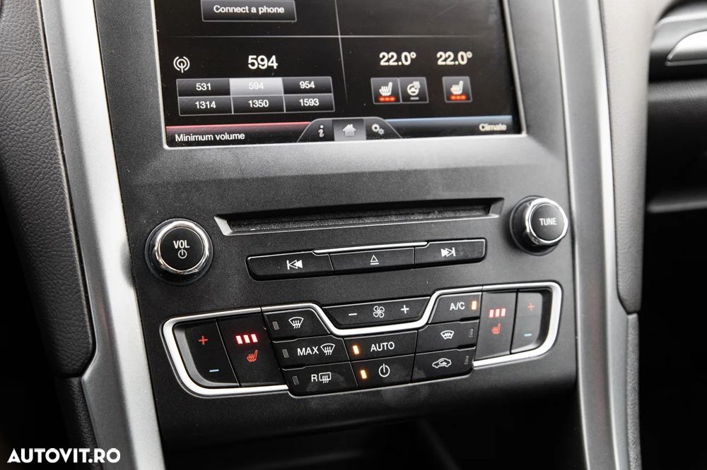 Ford Mondeo Turnier 2.0 TDCi Start-Stopp PowerShift-Aut Titanium - 18