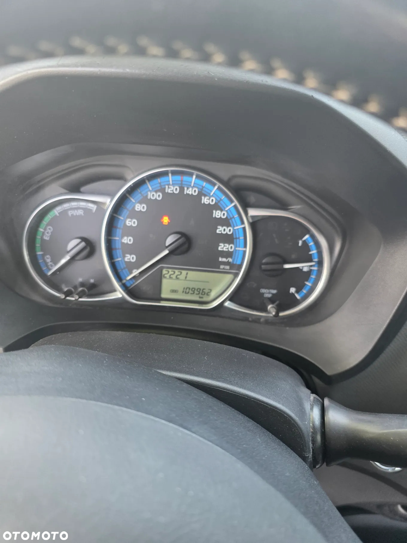 Toyota Yaris Hybrid 1.5 Executive - 8
