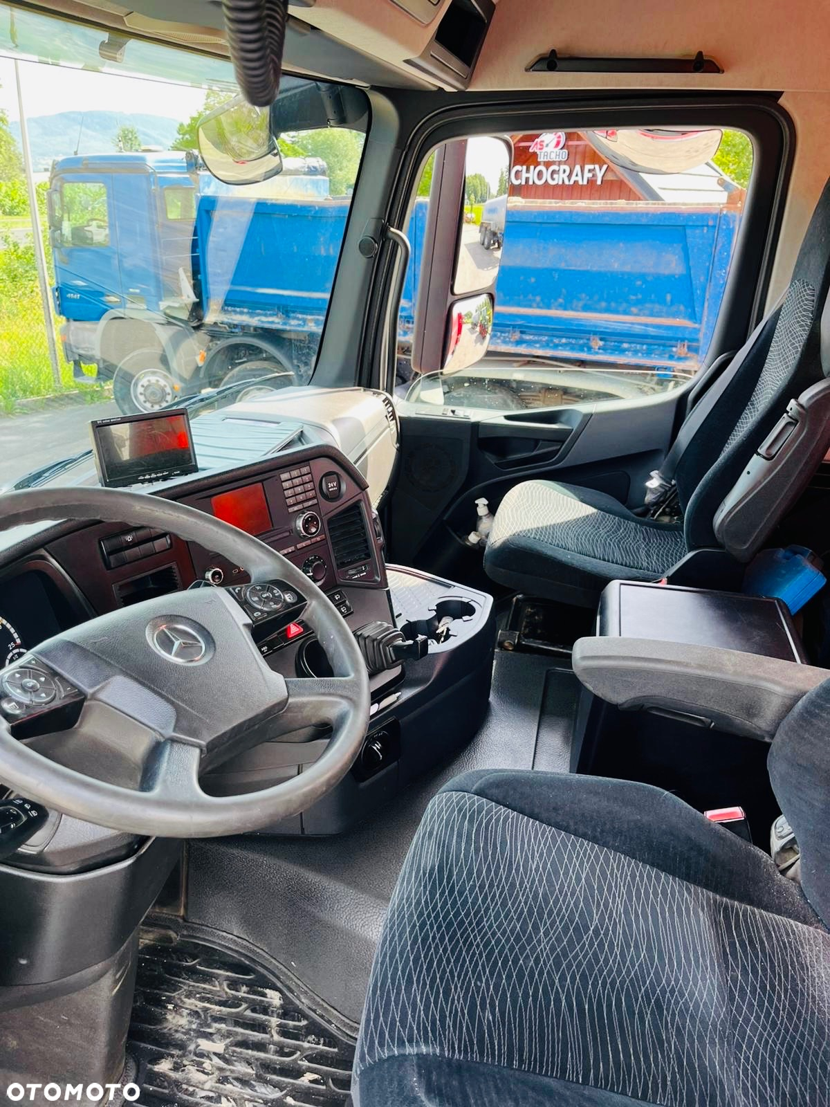 Mercedes-Benz Arocs - 18