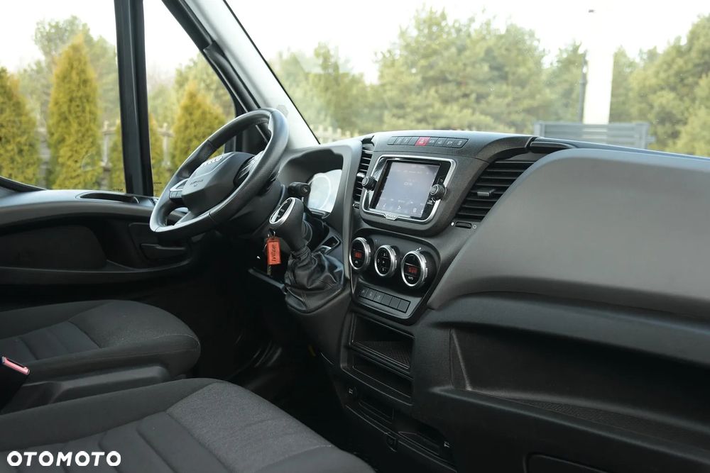 Iveco DAILY 35-180 * 3.0 Diesel 180KM * AUTOLAWETA * HiMATIC * NAVI * KAMERA COFANIA * IDEALNY STAN! - 25