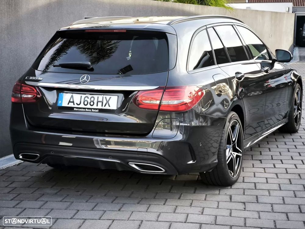 Mercedes-Benz C 300 de AMG Line - 4