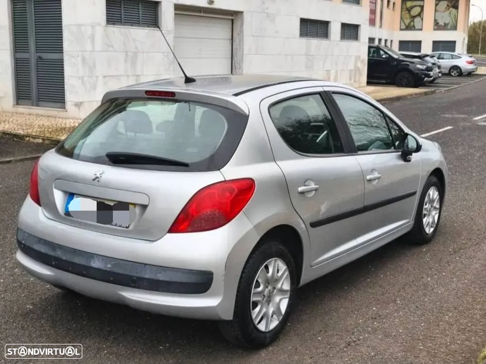 Peugeot 107 1.4 HDi Trendy - 5