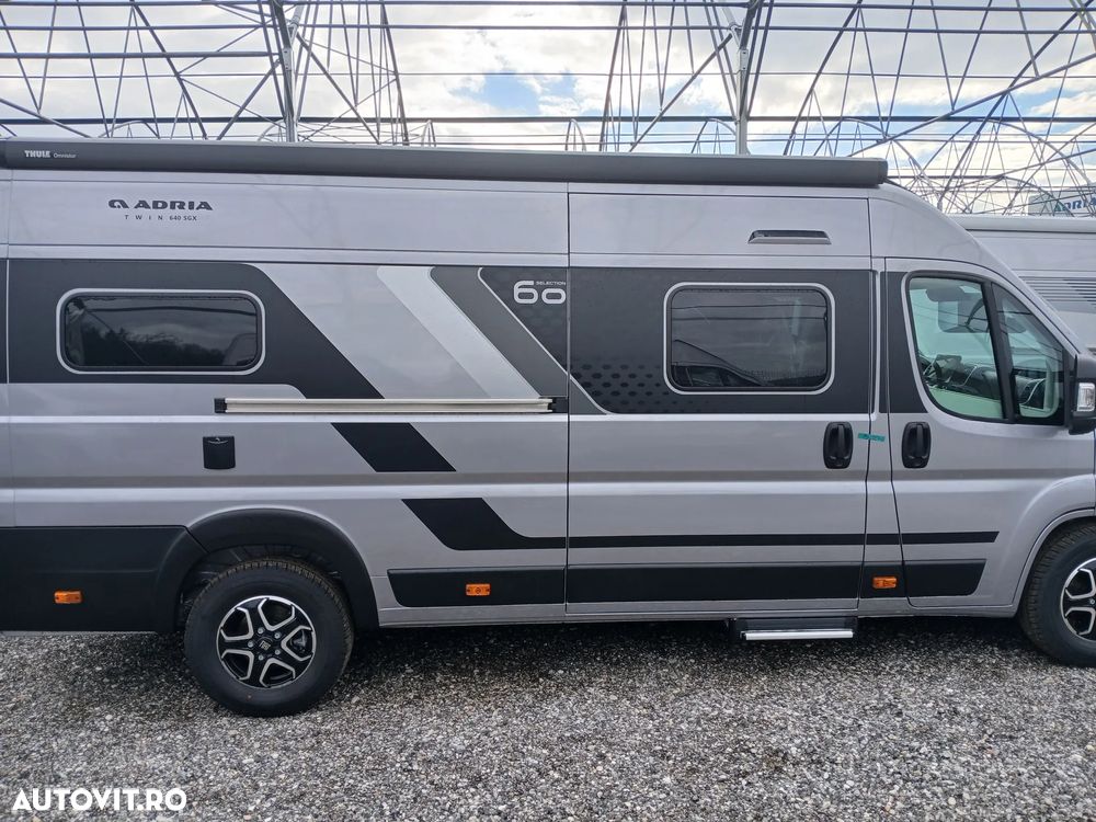 Adria TWIN 640 SGX 60Y - 2