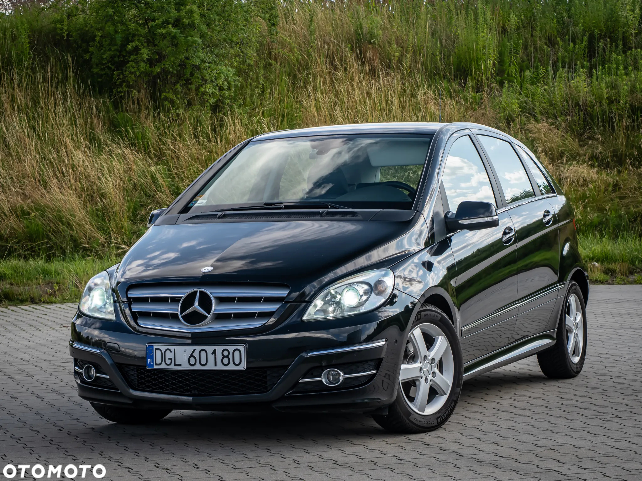 Mercedes-Benz Klasa B 180 EU5 - 12
