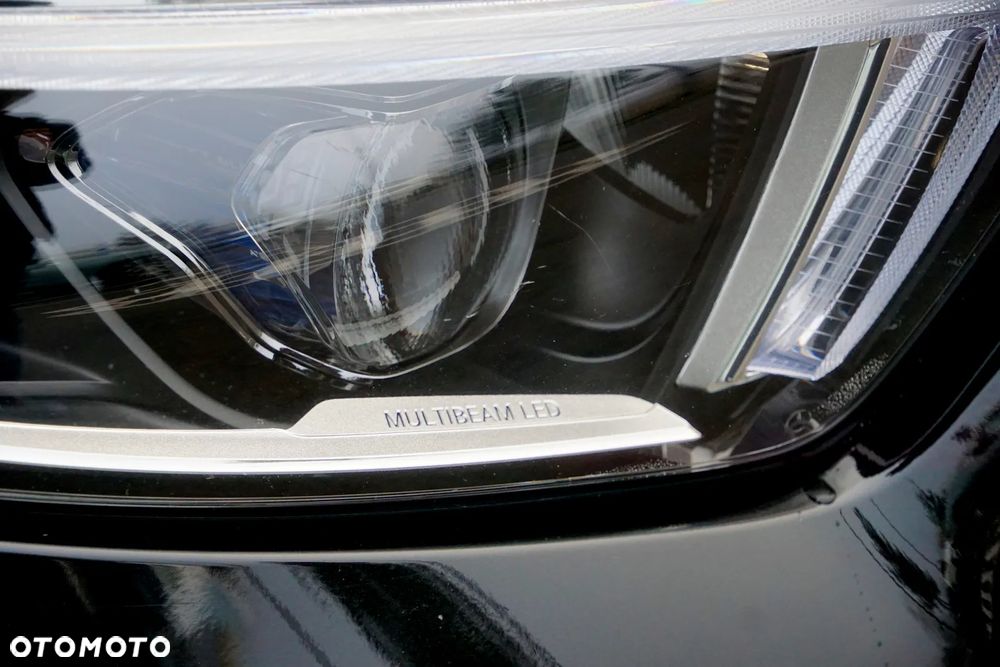 Mercedes-Benz CLS - 13