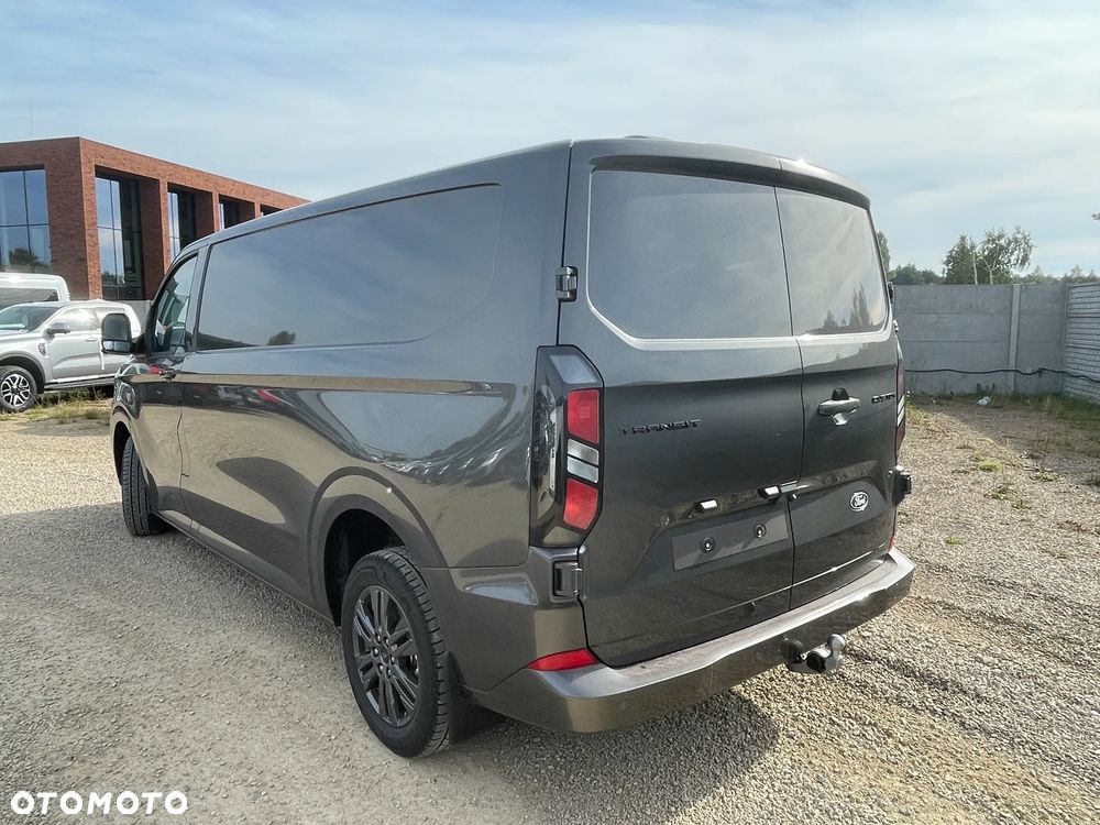 Ford Transit Custom - 11