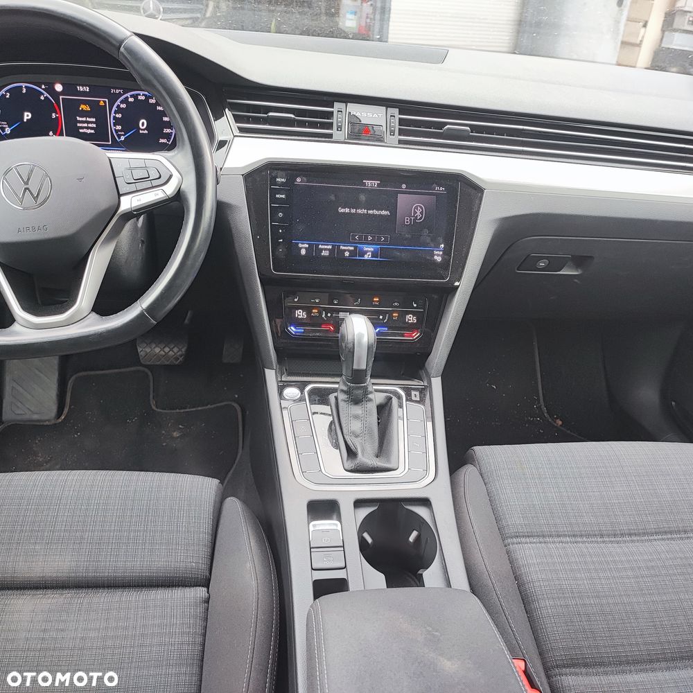 Volkswagen Passat 2.0 TDI SCR DSG - 10
