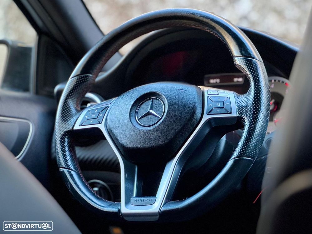 Mercedes-Benz A 180 d AMG Line - 31