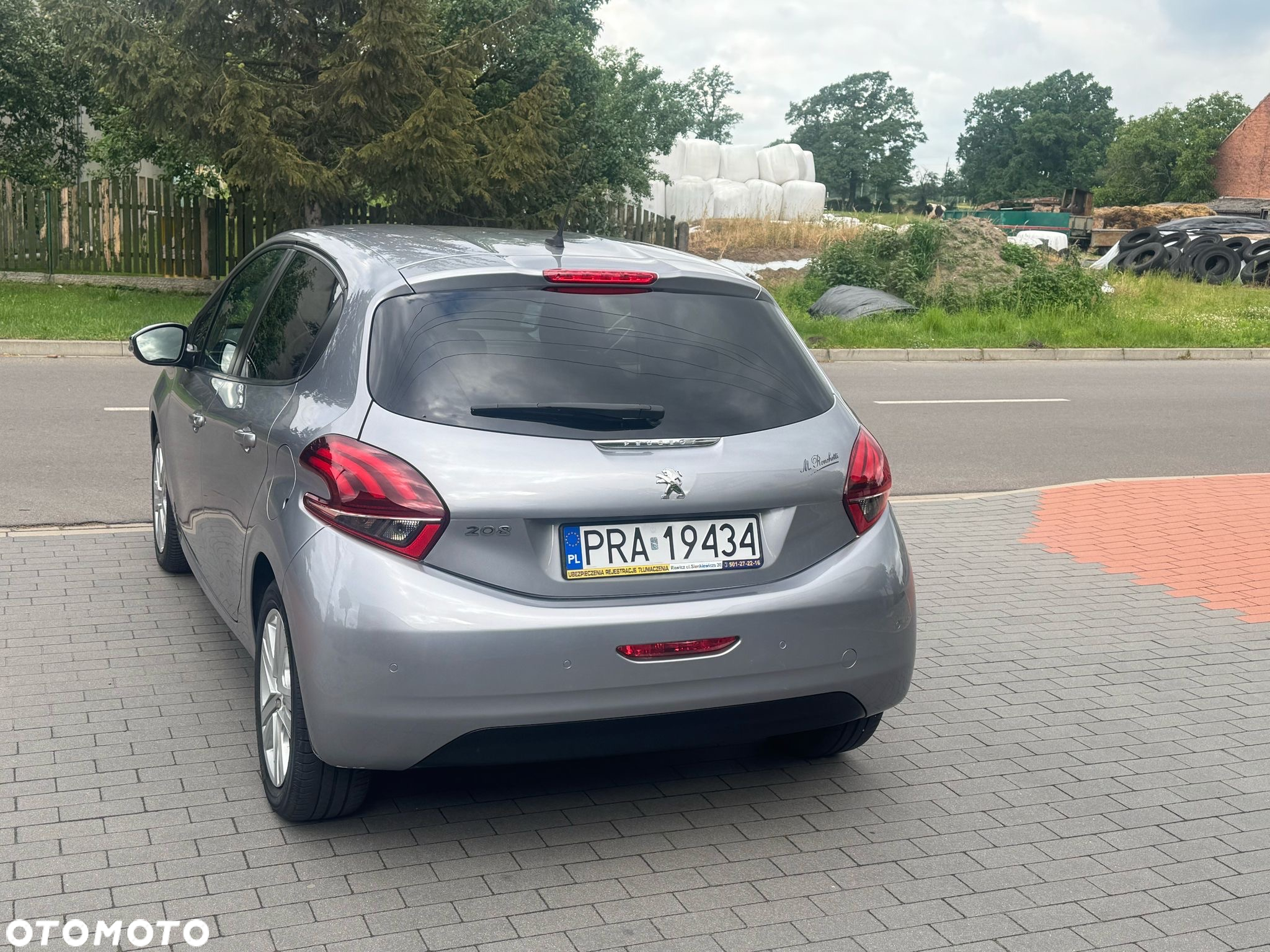 Peugeot 208 PureTech 82 Stop & Start Signature - 8