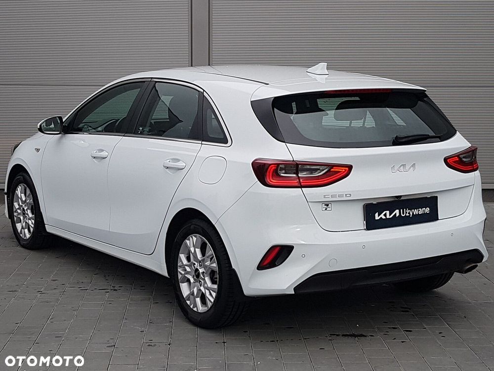 Kia Ceed 1.5 T-GDI M - 9