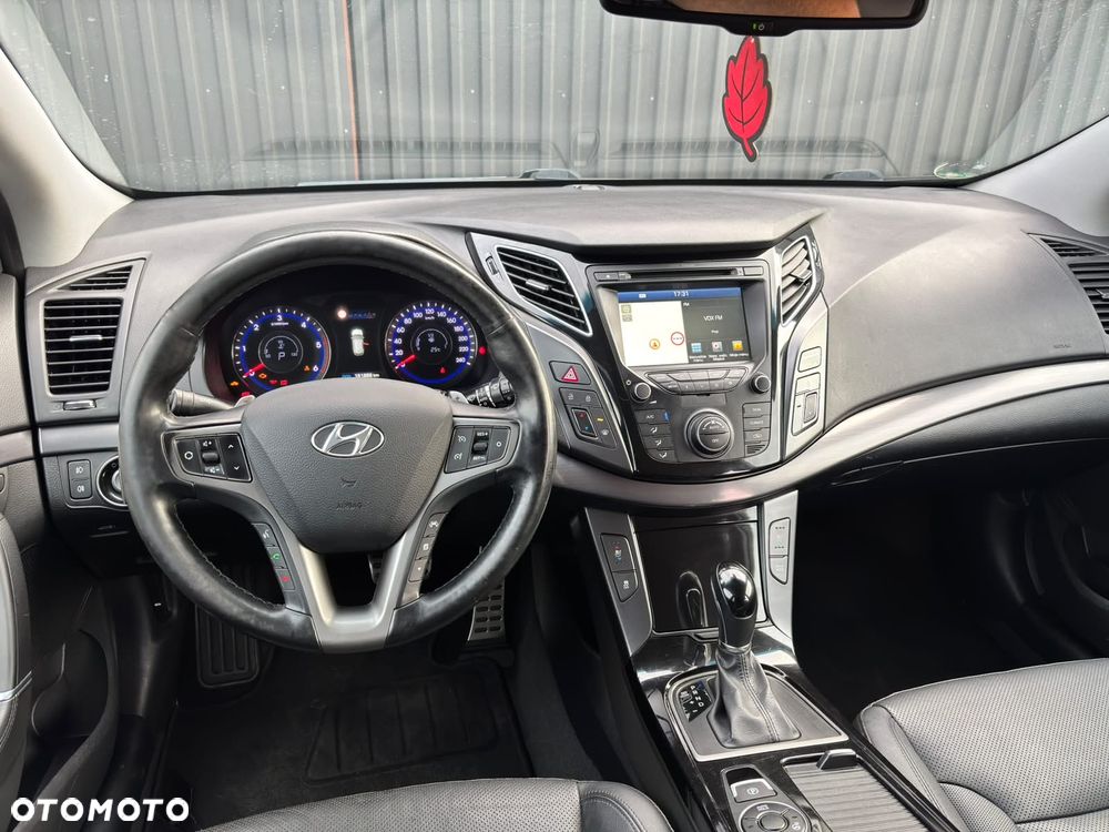 Hyundai i40 Kombi 1.7 CRDi DCT Premium - 15