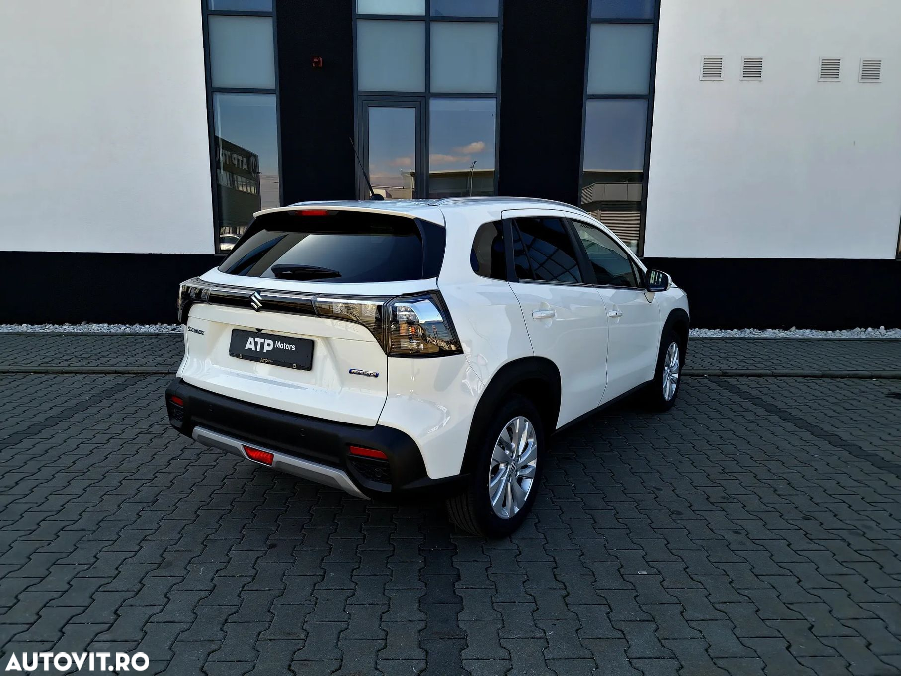 Suzuki SX4 S-Cross - 4