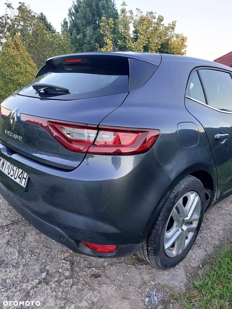 Renault Megane 1.5 Blue dCi Intens - 8