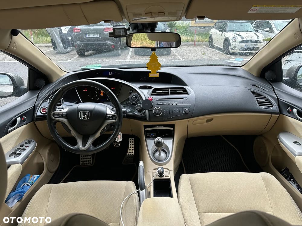 Honda Civic 1.8 Sport - 8