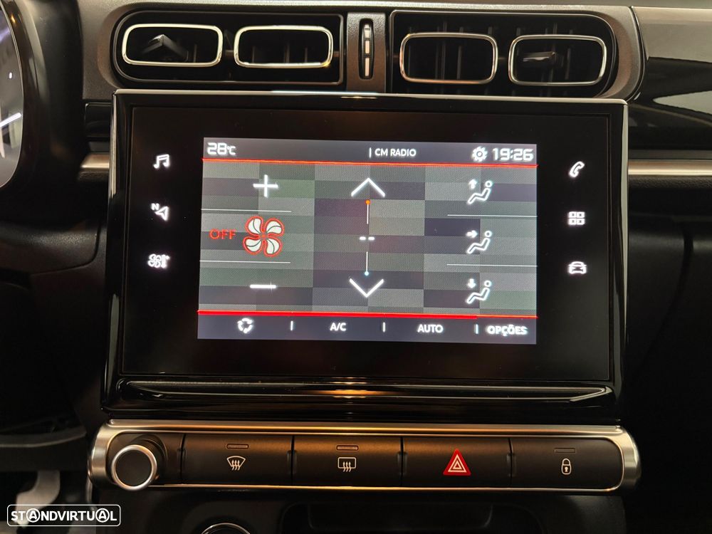 Citroën C3 1.2 PureTech Shine - 19